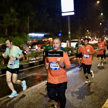 Runner Photo 7671815