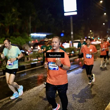 Runner Photo 7671820