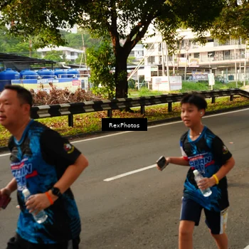 Runner Photo 7671825