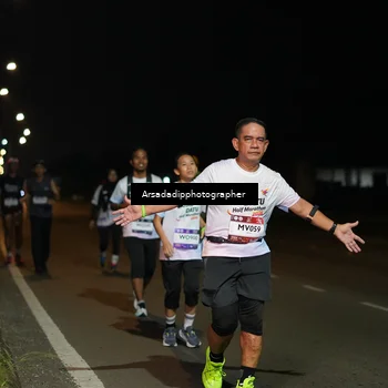 Runner Photo 7671831