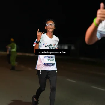 Runner Photo 7671850