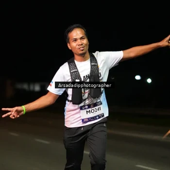 Runner Photo 7671851
