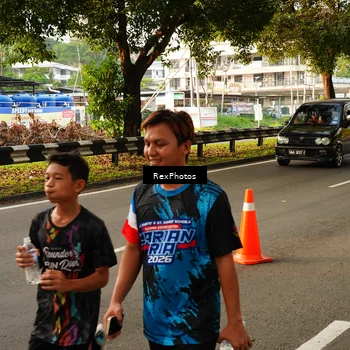 Runner Photo 7671867
