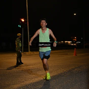 Runner Photo 7671868