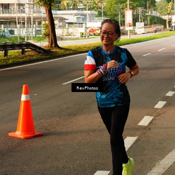 Runner Photo 7671885