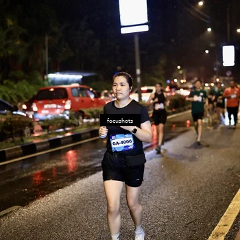 Runner Photo 7671891