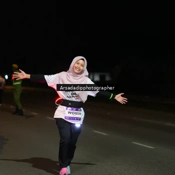 Runner Photo 7671895