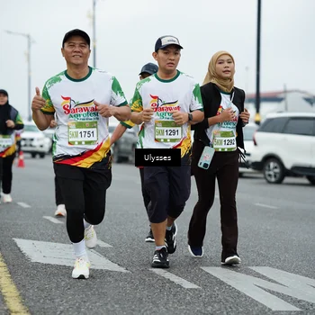 Runner Photo 7671898