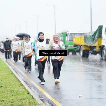 Runner Photo 7671906