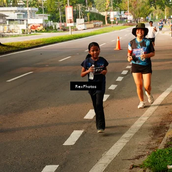 Runner Photo 7671924