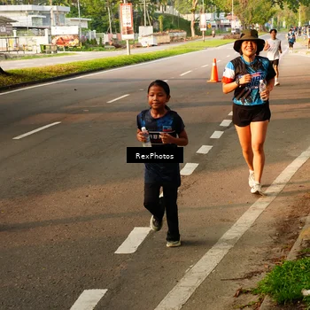 Runner Photo 7671935