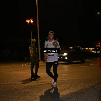 Runner Photo 7671946