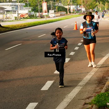 Runner Photo 7671949