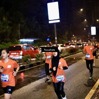 Runner Photo 7671953