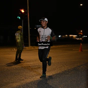 Runner Photo 7671964