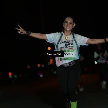 Runner Photo 7671968