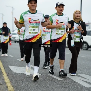 Runner Photo 7671978