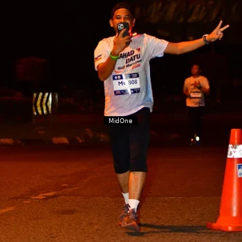 Runner Photo 7671991