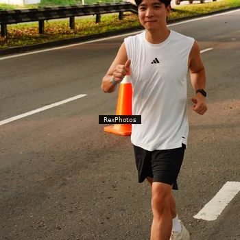 Runner Photo 7671997