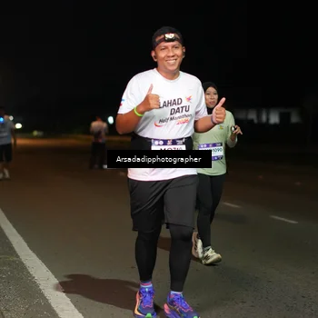 Runner Photo 7671999