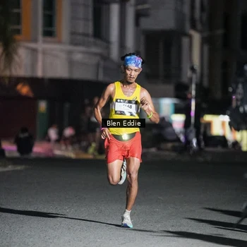 Runner Photo 7672022