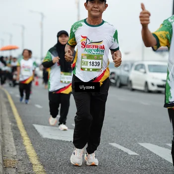 Runner Photo 7672024