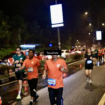 Runner Photo 7672043