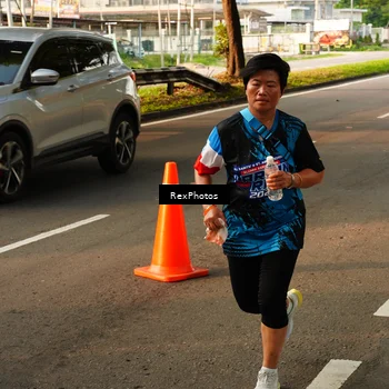 Runner Photo 7672046