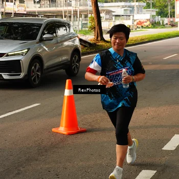Runner Photo 7672047