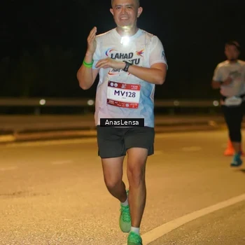 Runner Photo 7672053