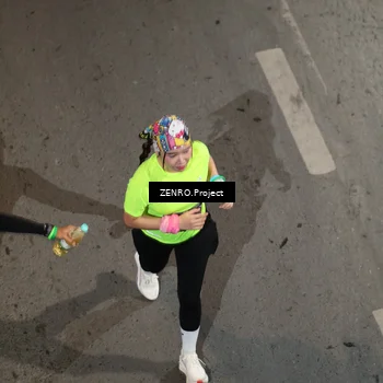 Runner Photo 7672058
