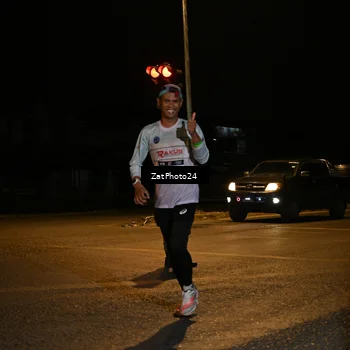Runner Photo 7672061