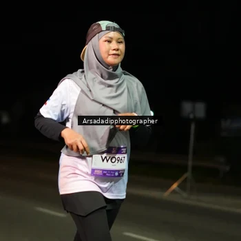 Runner Photo 7672109