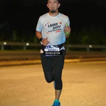 Runner Photo 7672123