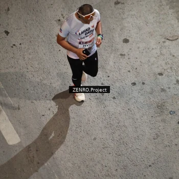 Runner Photo 7672124