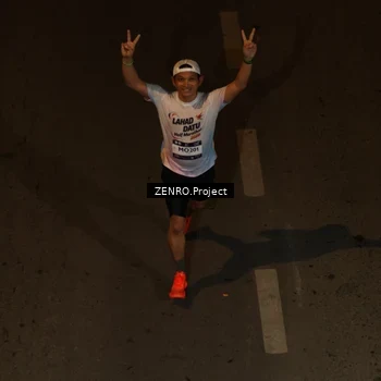 Runner Photo 7672125