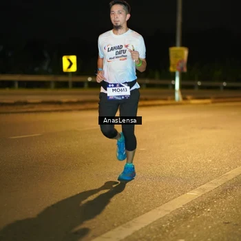 Runner Photo 7672135