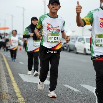 Runner Photo 7672151