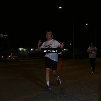 Runner Photo 7672164