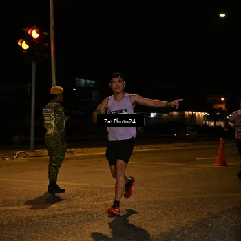 Runner Photo 7672169