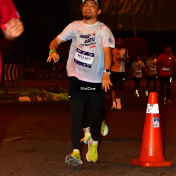Runner Photo 7672177
