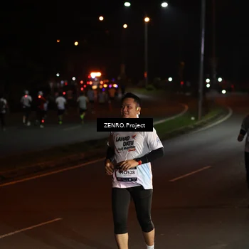Runner Photo 7672183
