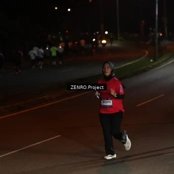 Runner Photo 7672184