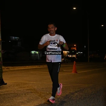 Runner Photo 7672186