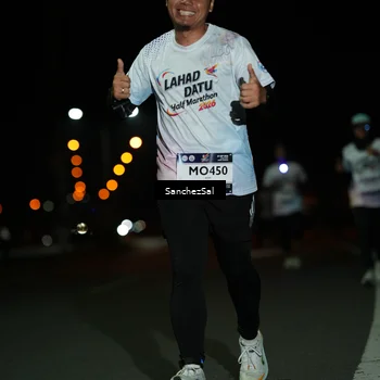 Runner Photo 7672187