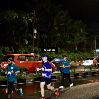 Runner Photo 7672197