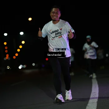 Runner Photo 7672201