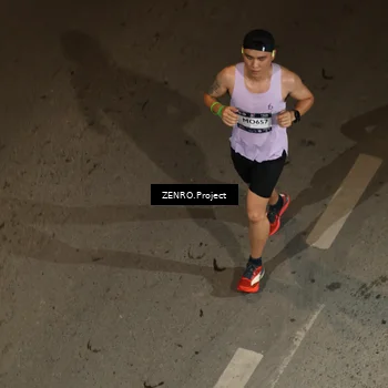 Runner Photo 7672204