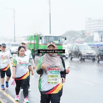 Runner Photo 7672252