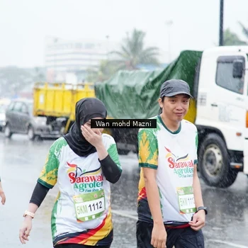 Runner Photo 7672258
